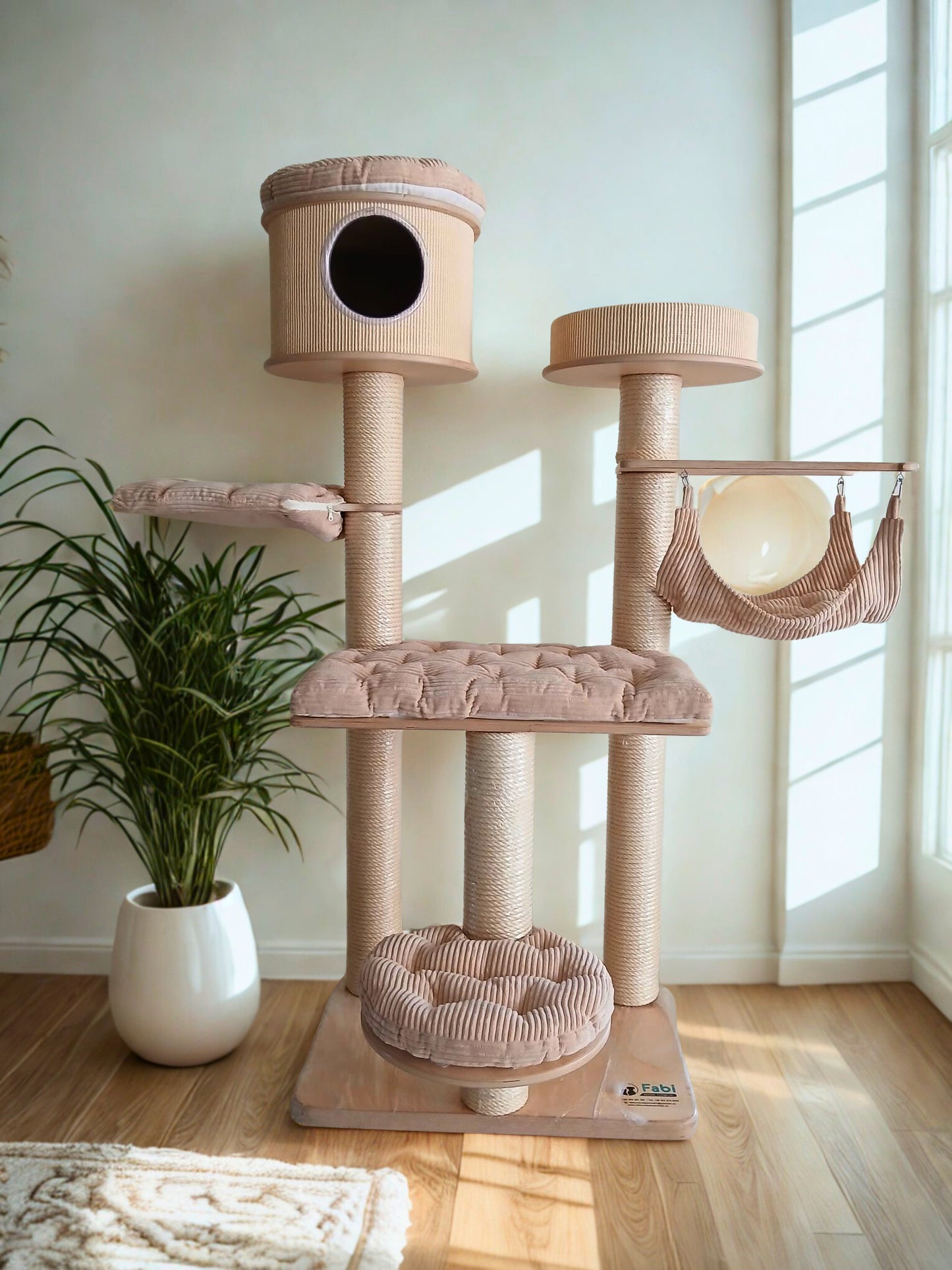 Tiragraffi in legno con amaca